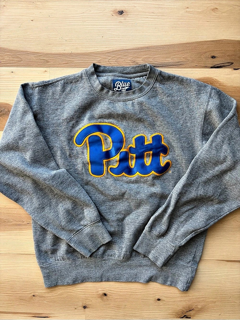 Blue 84 Pitt Panthers Applique Crewneck Sweatshirt Gray & Blue Small